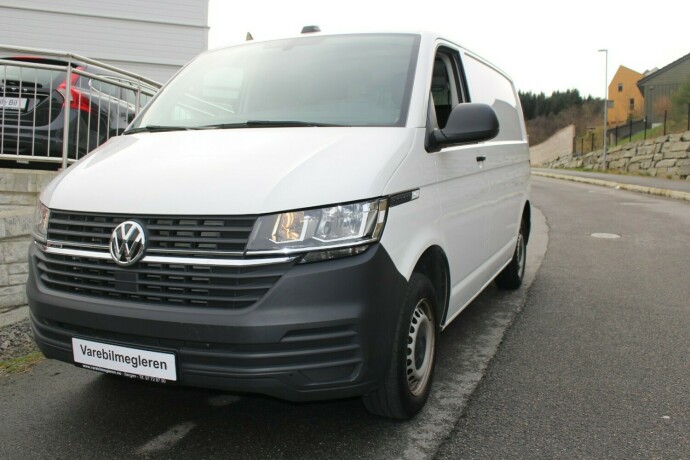 volkswagen-transporter-diesel-2021-big-2