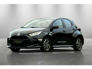 Toyota | Yaris | Elektrisitet+bensin | 2021