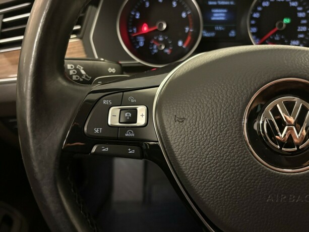 volkswagen-passat-bensin-2015-big-10