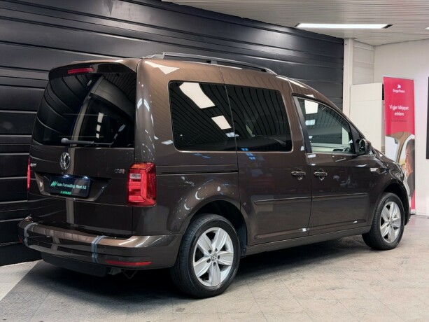 volkswagen-caddy-bensin-2017-big-9