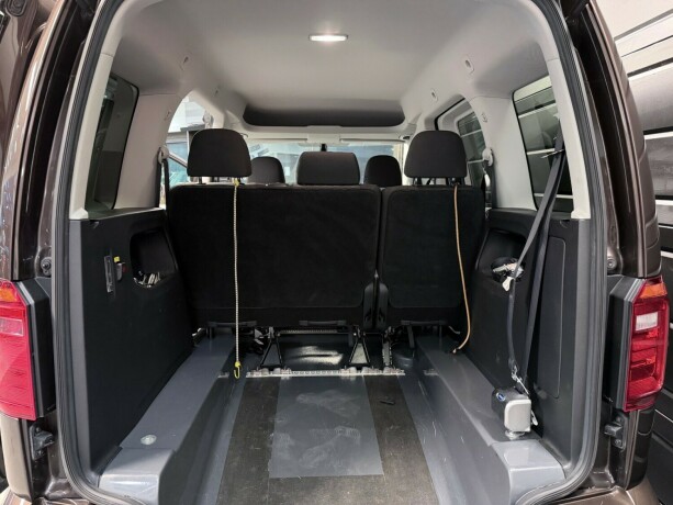 volkswagen-caddy-bensin-2017-big-20