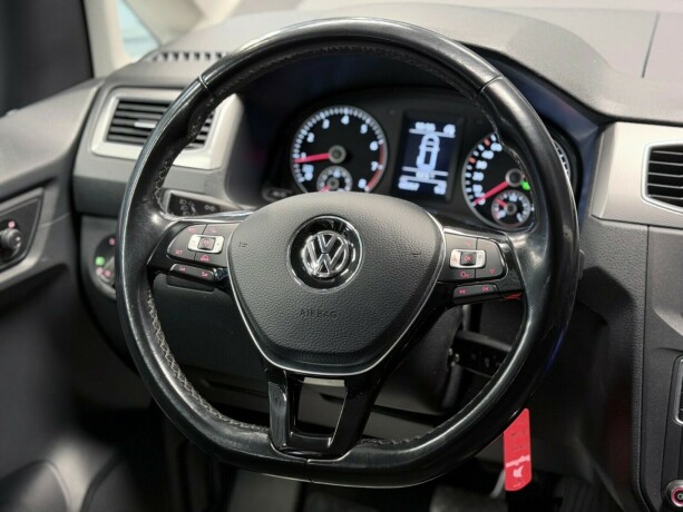 volkswagen-caddy-bensin-2017-big-23