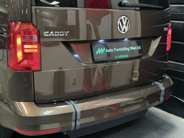 volkswagen-caddy-bensin-2017-big-7