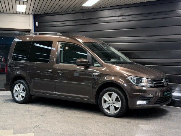 volkswagen-caddy-bensin-2017-big-10