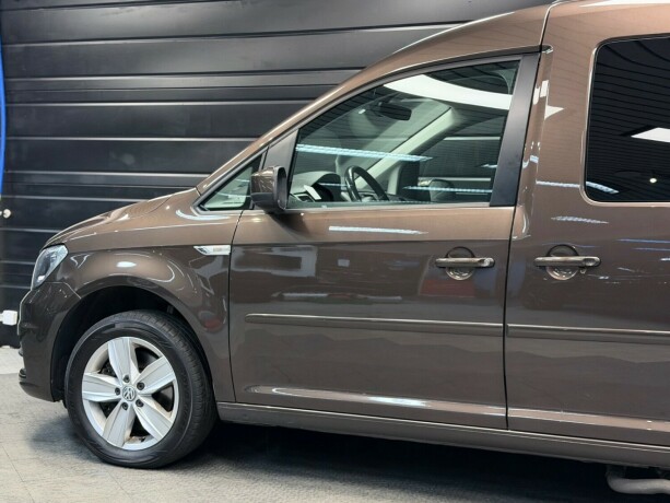 volkswagen-caddy-bensin-2017-big-8