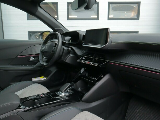 peugeot-208-elektrisitet-2021-big-12