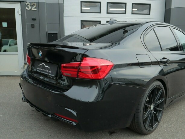bmw-3-serie-bensin-2015-big-4
