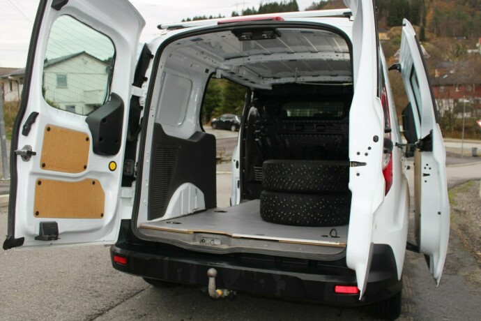 ford-transit-connect-diesel-2019-big-6