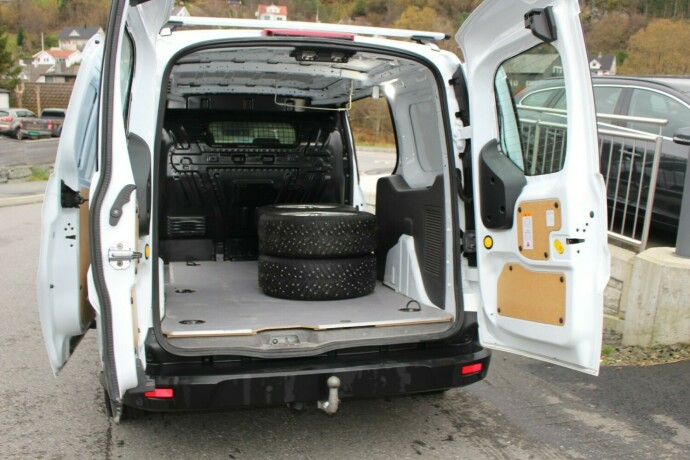 ford-transit-connect-diesel-2019-big-5