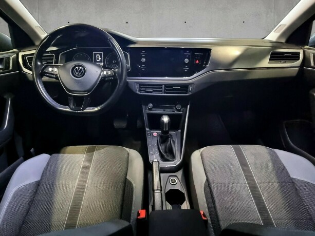 volkswagen-polo-bensin-2021-big-16