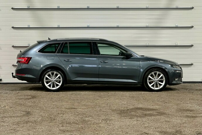 skoda-superb-bensin-2016-big-1