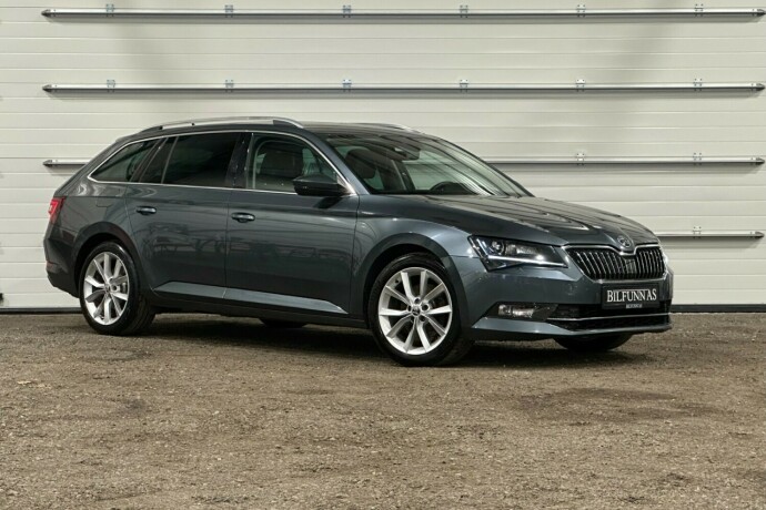 skoda-superb-bensin-2016-big-0