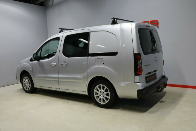 peugeot-partner-diesel-2016-big-3