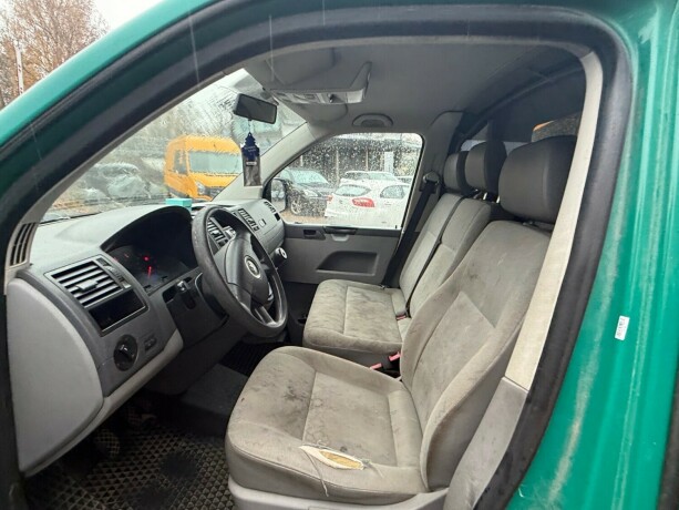 volkswagen-transporter-diesel-2007-big-8