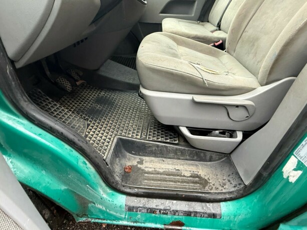 volkswagen-transporter-diesel-2007-big-12