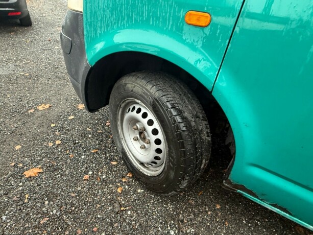 volkswagen-transporter-diesel-2007-big-28