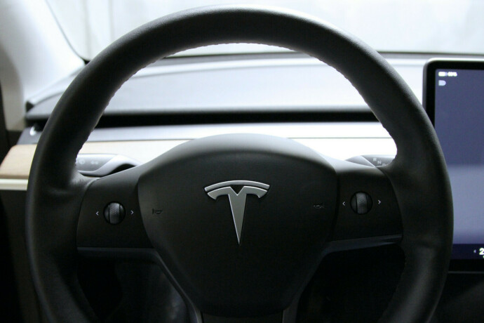 tesla-model-y-elektrisitet-2023-big-15