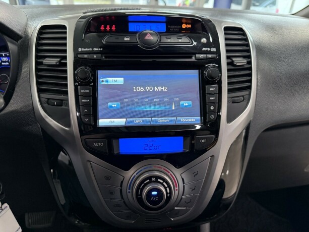 hyundai-ix20-bensin-2011-big-18