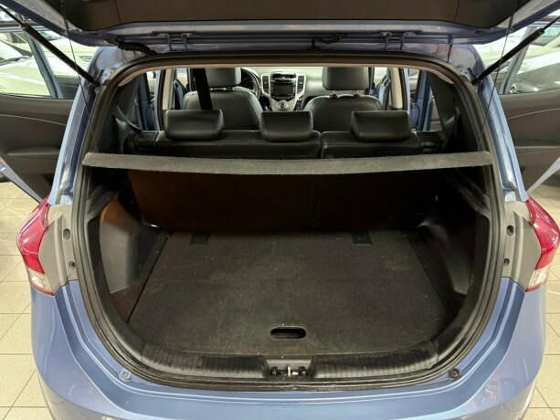 hyundai-ix20-bensin-2011-big-28