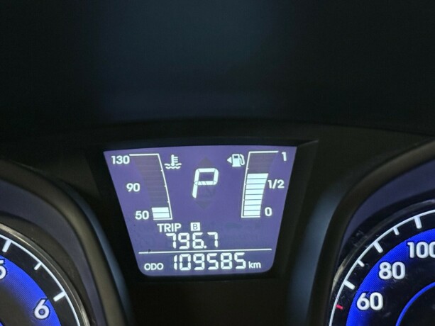 hyundai-ix20-bensin-2011-big-15