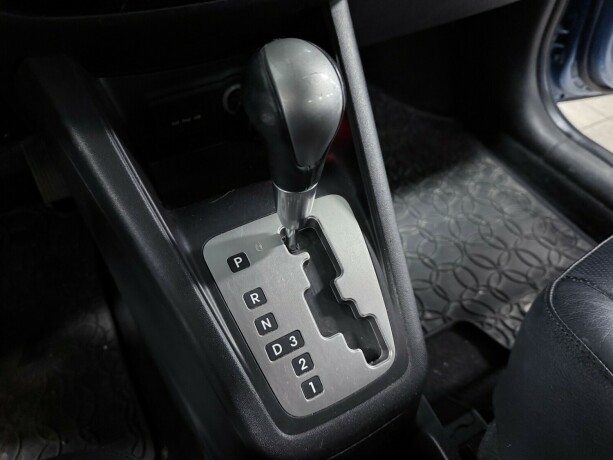 hyundai-ix20-bensin-2011-big-17
