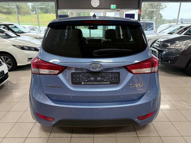 hyundai-ix20-bensin-2011-big-5