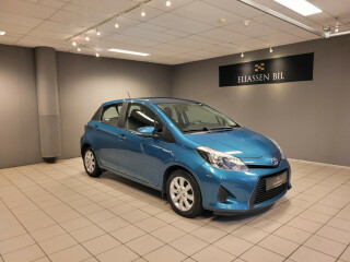 Toyota | Yaris | Elektrisitet+bensin | 2014