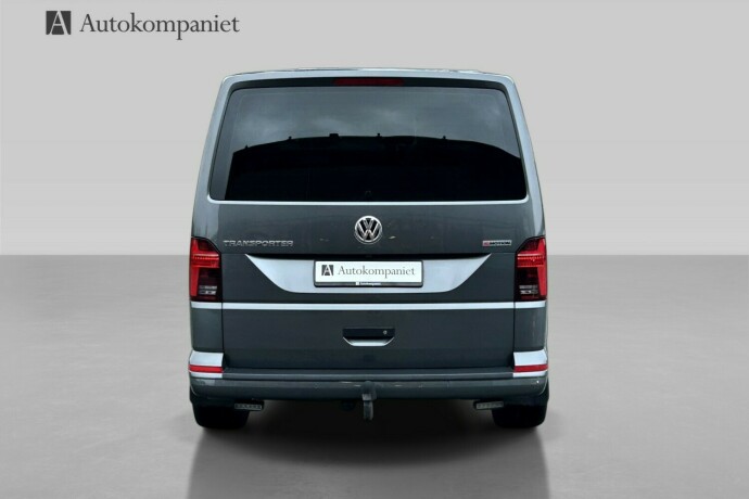 volkswagen-transporter-diesel-2021-big-7