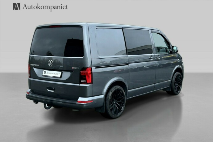 volkswagen-transporter-diesel-2021-big-5