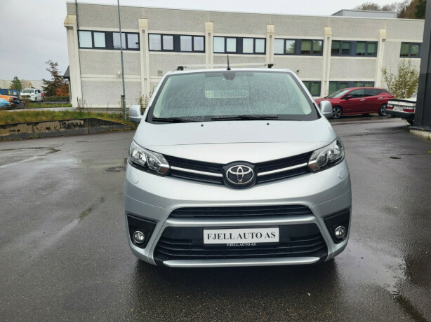 toyota-proace-diesel-2017-big-1