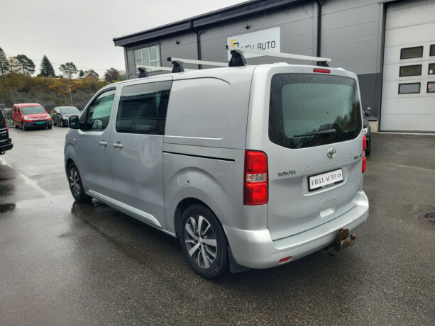 toyota-proace-diesel-2017-big-6