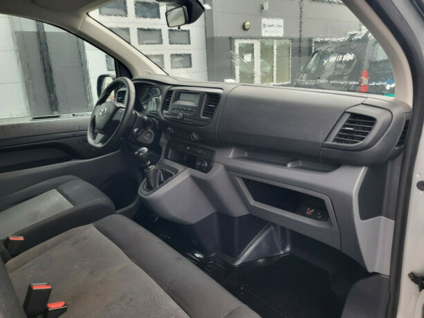 toyota-proace-diesel-2017-big-20