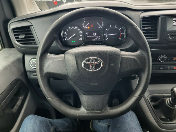toyota-proace-diesel-2017-big-23