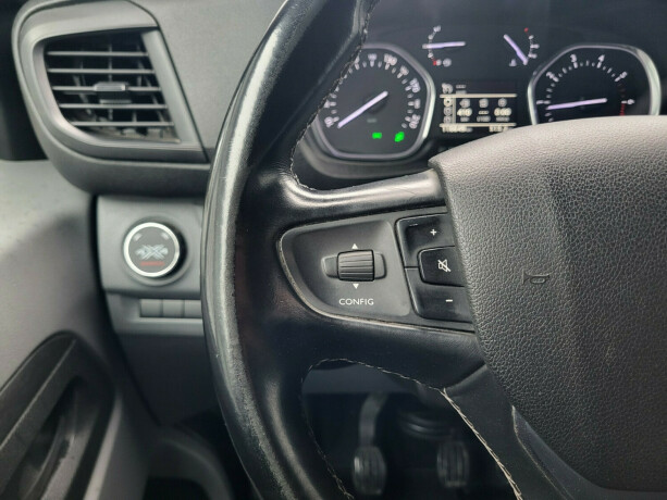 peugeot-expert-diesel-2020-big-26