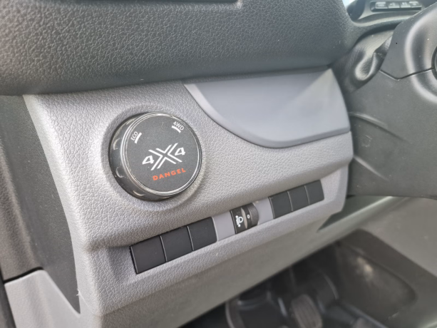 peugeot-expert-diesel-2020-big-11