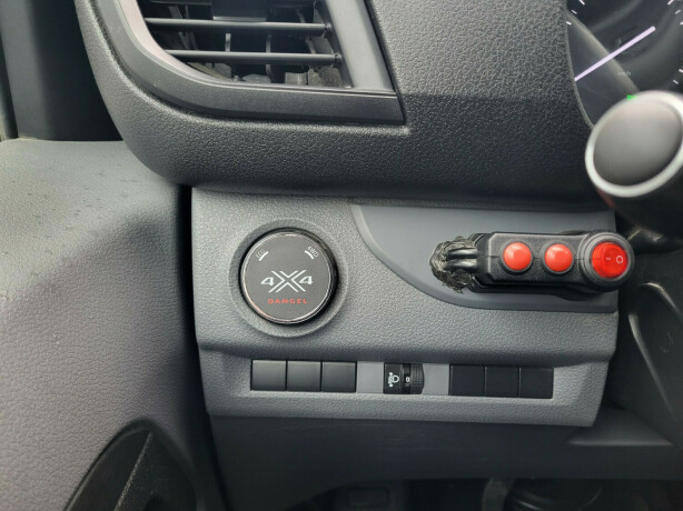 peugeot-expert-diesel-2020-big-27