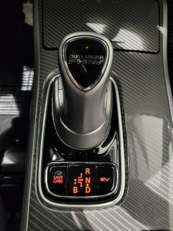 mitsubishi-outlander-elektrisitetbensin-2019-big-20