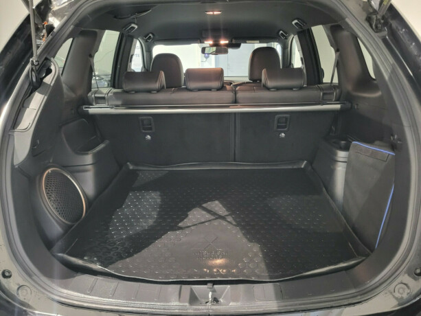 mitsubishi-outlander-elektrisitetbensin-2019-big-28