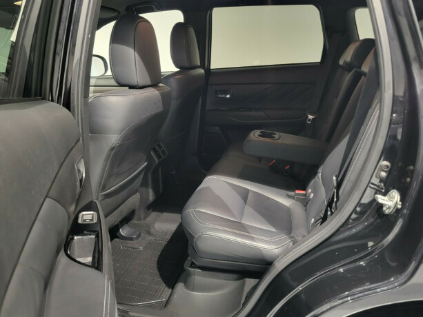 mitsubishi-outlander-elektrisitetbensin-2019-big-27