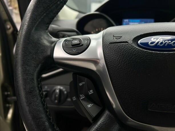 ford-kuga-diesel-2014-big-14