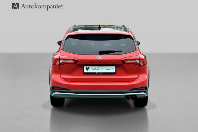 ford-focus-bensin-2019-big-4