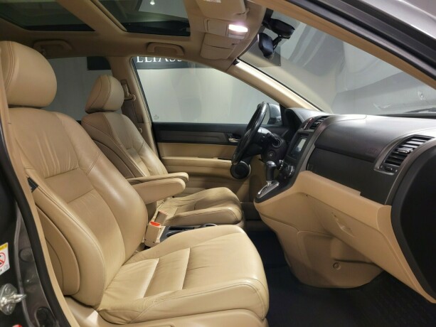 honda-cr-v-bensin-2011-big-10