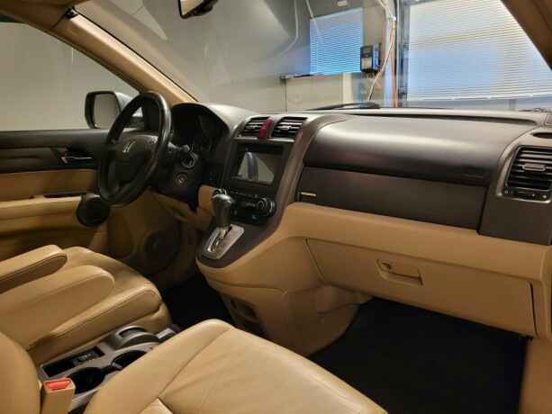 honda-cr-v-bensin-2011-big-12