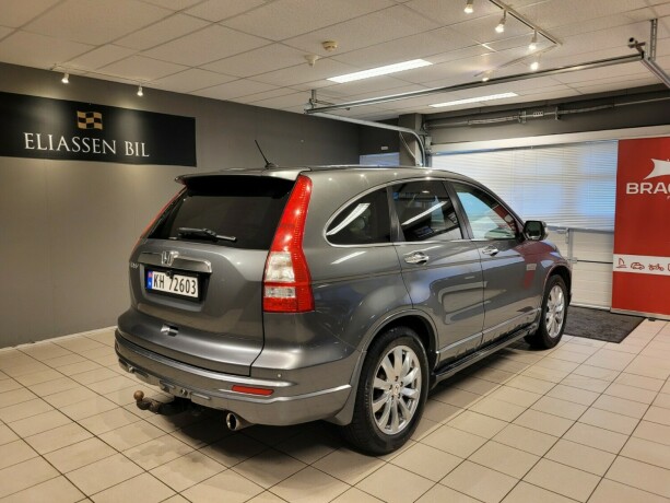 honda-cr-v-bensin-2011-big-4