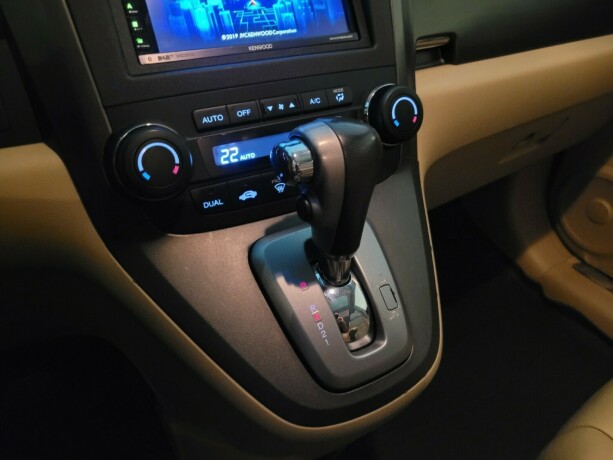 honda-cr-v-bensin-2011-big-24