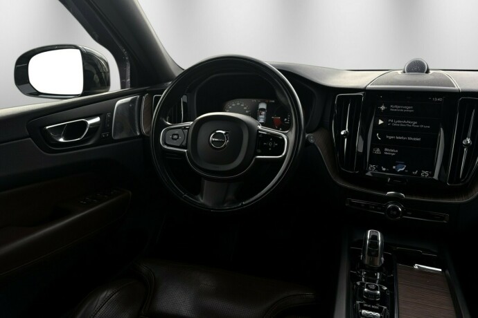 volvo-xc-60-elektrisitetbensin-2018-big-19