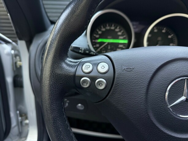 mercedes-benz-slk-bensin-2006-big-16