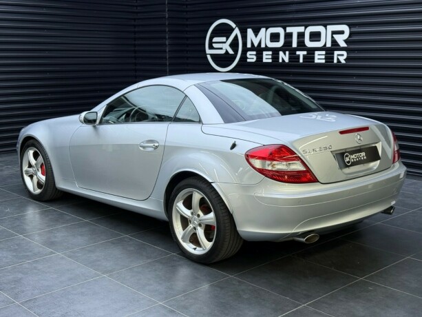 mercedes-benz-slk-bensin-2006-big-3