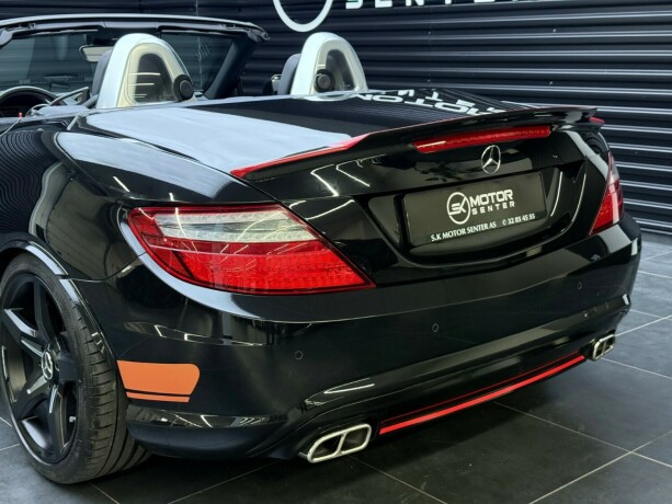 mercedes-benz-slk-bensin-2012-big-12