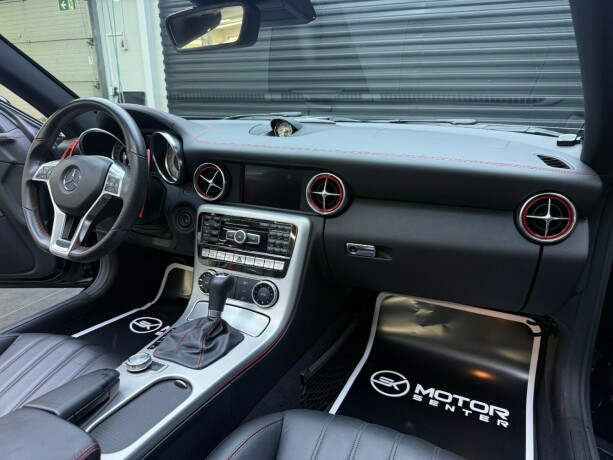 mercedes-benz-slk-bensin-2012-big-17